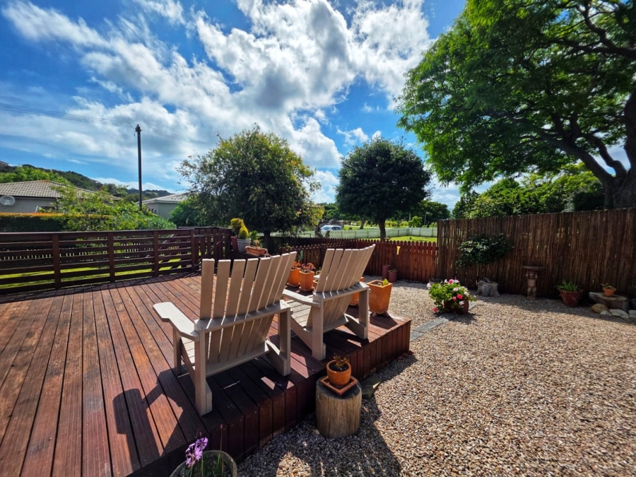 2 Bedroom Property for Sale in Sedgefield Central Western Cape